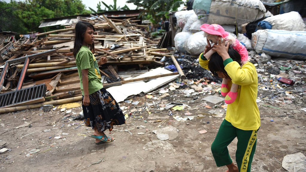 9,68 Persen Perempuan Indonesia Hidup di Bawah Garis Kemiskinan 9,68 Persen Perempuan Indonesia Hidup di Bawah Garis Kemiskinan
