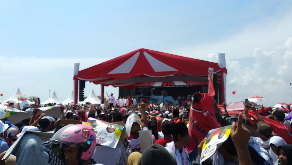 Ridwan Kamil Cuti Kerja Dampingi Jokowi Kampanye Terbuka di Jabar Ridwan Kamil Cuti Kerja Dampingi Jokowi Kampanye Terbuka di Jabar