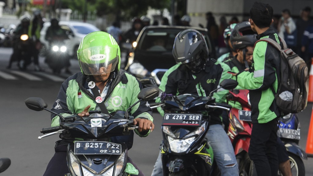 Kemenhub Klaim Temui Go-Jek agar Pasang Tarif Ojol Sesuai Aturan Kemenhub Klaim Temui Go-Jek agar Pasang Tarif Ojol Sesuai Aturan