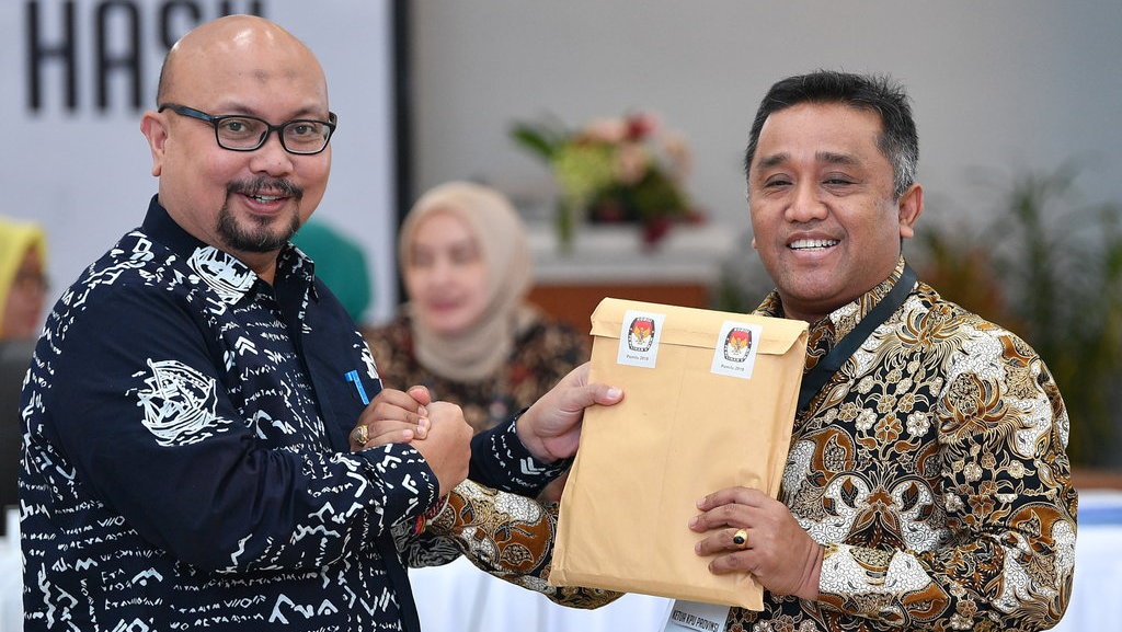 KPU-Bawaslu Tak Masalah Prabowo-Sandi Tolak Hasil Pemilu 2019 KPU-Bawaslu Tak Masalah Prabowo-Sandi Tolak Hasil Pemilu 2019