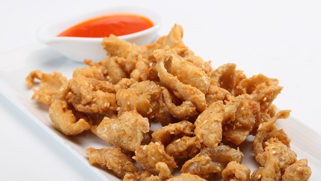 Kulit Ayam Goreng Memang Enak, tapi Sehatkah? Kulit Ayam Goreng Memang Enak, tapi Sehatkah?