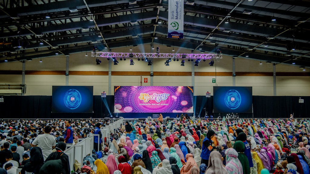 Merebut Ambisi Hijrah Lewat K-Pop hingga Hapus Tato Merebut Ambisi Hijrah Lewat K-Pop hingga Hapus Tato