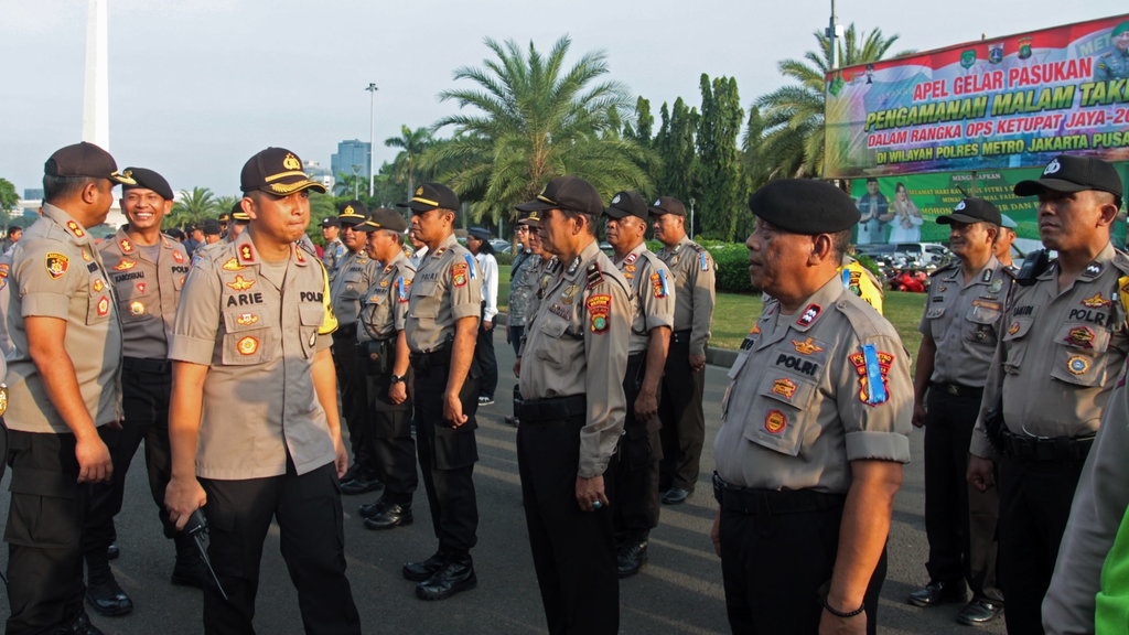 Polisi Imbau Warga Konvoi Malam Takbiran di Daerah Masing-Masing Polisi Imbau Warga Konvoi Malam Takbiran di Daerah Masing-Masing