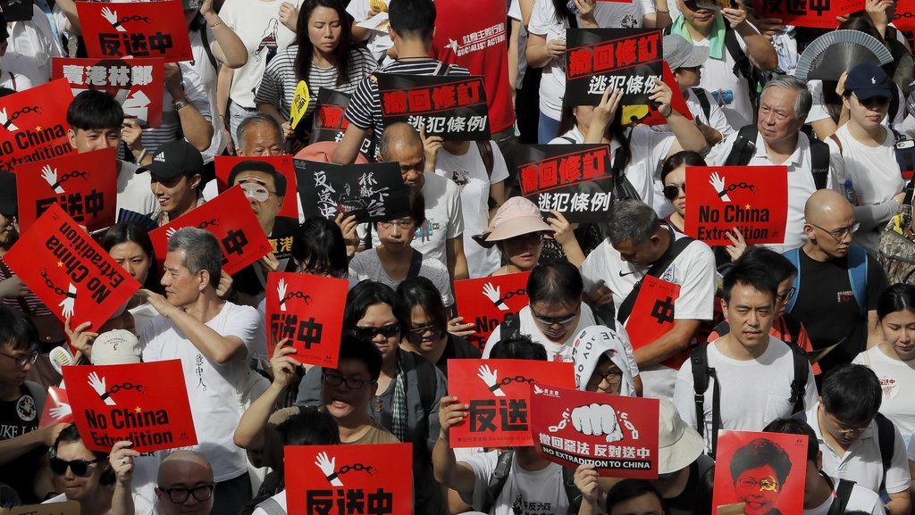 RUU Ekstradisi Hong Kong Tuai Protes RUU Ekstradisi Hong Kong Tuai Protes