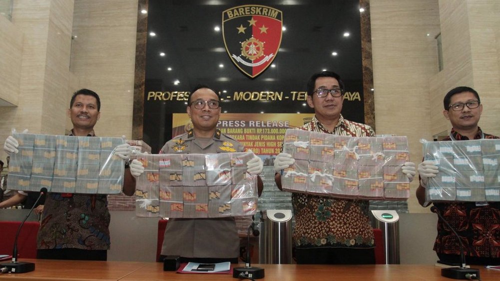 Korupsi Pengadaan Solar, Mantan Dirut PLN Rugikan Negara Rp188 M Korupsi Pengadaan Solar, Mantan Dirut PLN Rugikan Negara Rp188 M
