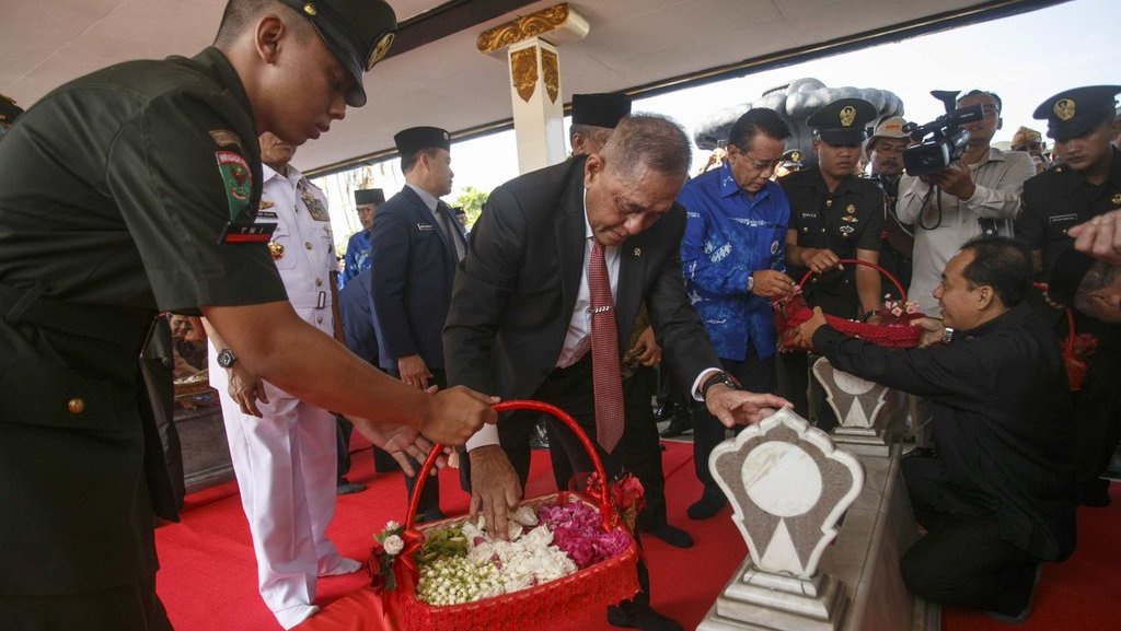 Kasus Enzo, Menhan: Jika Terbukti Radikalisme, Tak Pantas Jadi TNI Kasus Enzo, Menhan: Jika Terbukti Radikalisme, Tak Pantas Jadi TNI