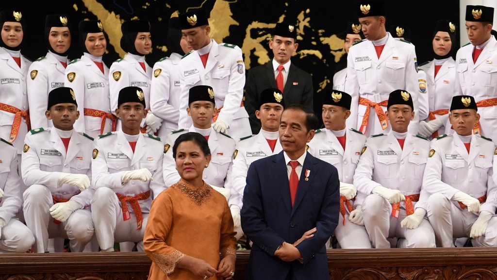 Alasan Jokowi Jadikan Anggota Paskibra sebagai Duta Pancasila Alasan Jokowi Jadikan Anggota Paskibra sebagai Duta Pancasila