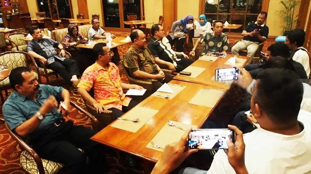 FKPPI Copot Tri Susanti Karena Terlibat Aksi Asrama Papua Surabaya FKPPI Copot Tri Susanti Karena Terlibat Aksi Asrama Papua Surabaya