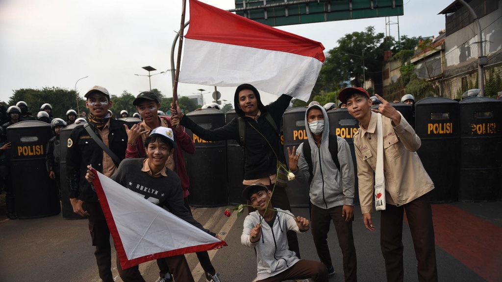 Siswa STM Demo DPR, Anies Minta Kepala Sekolah Pantau di Lapangan Siswa STM Demo DPR, Anies Minta Kepala Sekolah Pantau di Lapangan