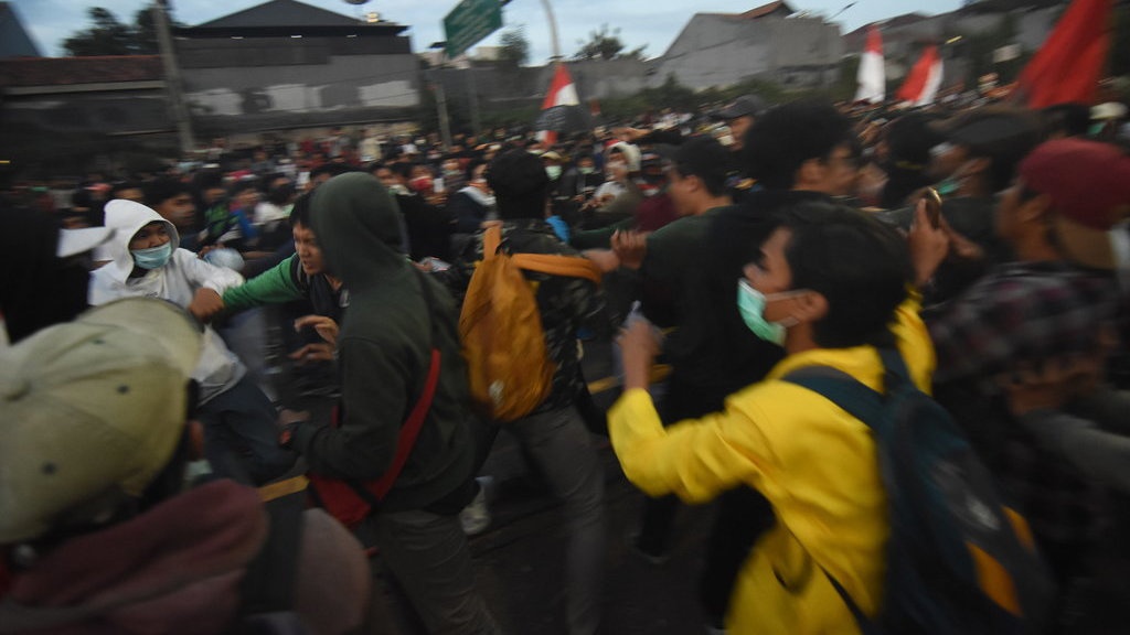 649 Orang Ditangkap Polisi dalam Demo 30 September di Jakarta 649 Orang Ditangkap Polisi dalam Demo 30 September di Jakarta