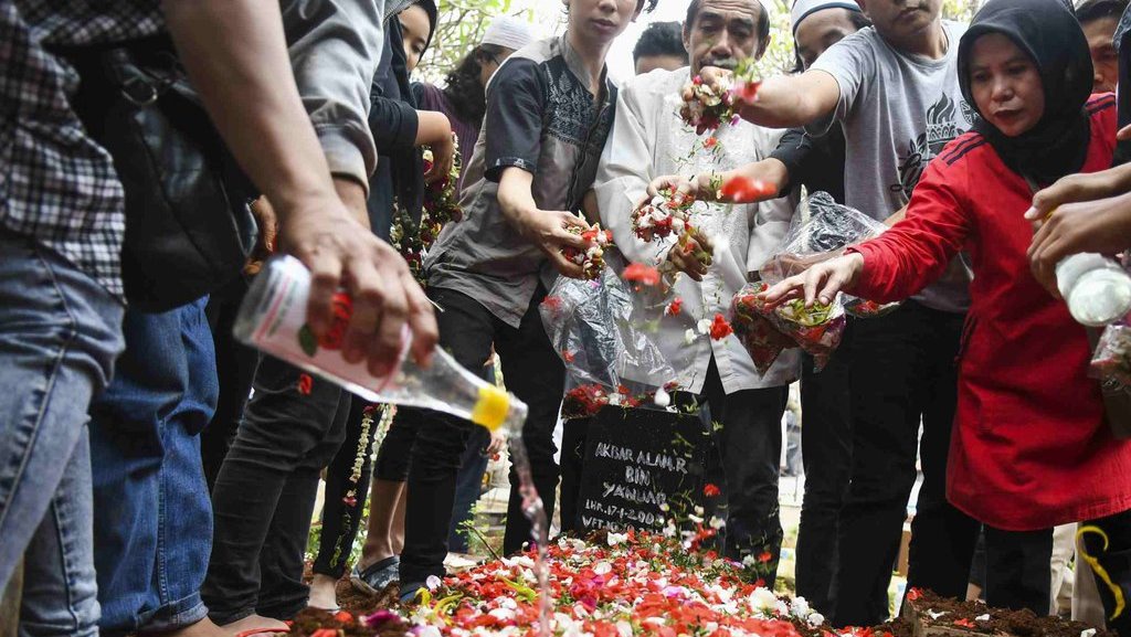 Dianiaya Hingga Tewas, Akbar Alamsyah Malah Berstatus Tersangka Dianiaya Hingga Tewas, Akbar Alamsyah Malah Berstatus Tersangka