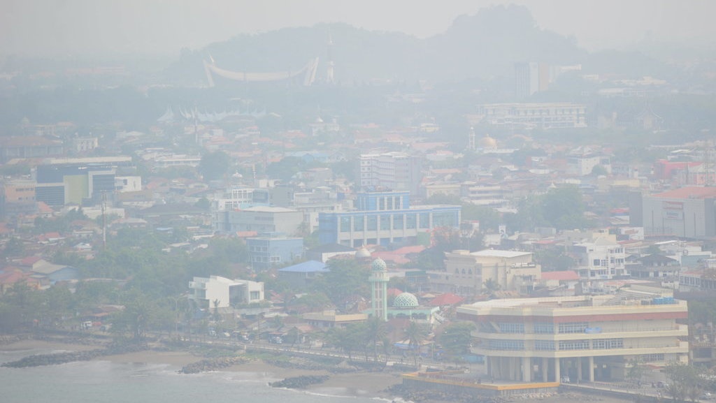 345 Orang dan 17 Korporasi Ditetapkan Sebagai Tersangka Karhutla 345 Orang dan 17 Korporasi Ditetapkan Sebagai Tersangka Karhutla