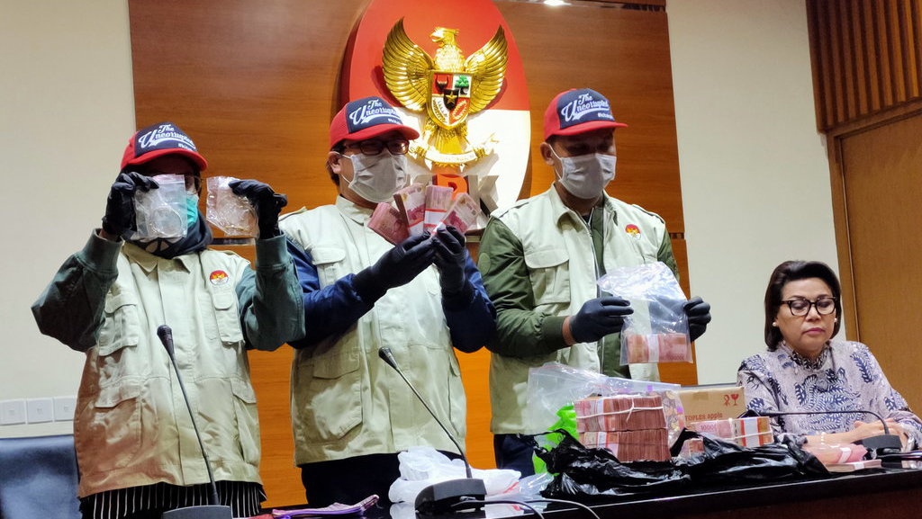 KPK Tetapkan Bupati Indramayu Supendi sebagai Tersangka Suap KPK Tetapkan Bupati Indramayu Supendi sebagai Tersangka Suap