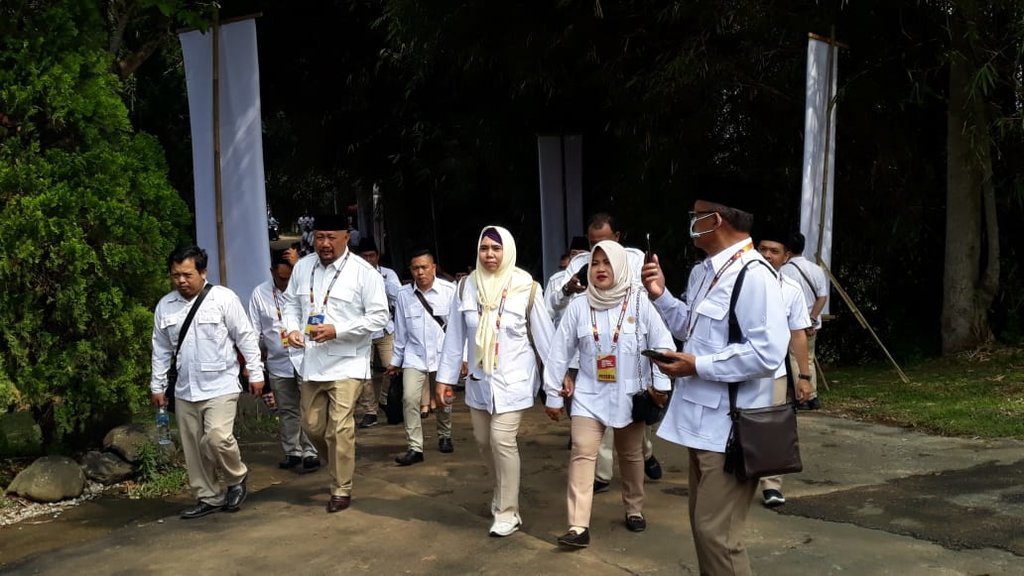 Gerindra Jakarta Siap Terima Jika Prabowo Gabung ke Koalisi Jokowi Gerindra Jakarta Siap Terima Jika Prabowo Gabung ke Koalisi Jokowi