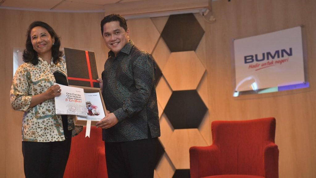 Jokowi Tawarkan 5 Wakil Menteri untuk Erick Thohir Jokowi Tawarkan 5 Wakil Menteri untuk Erick Thohir