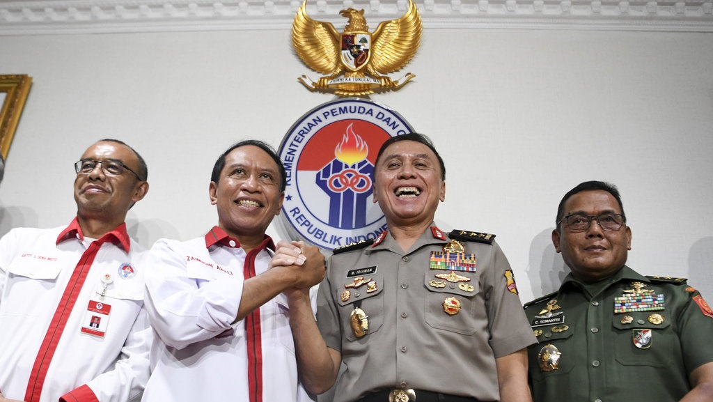 Iwan Bule & Daftar Aparat yang Menjadi Pemimpin Cabang Olahraga Iwan Bule & Daftar Aparat yang Menjadi Pemimpin Cabang Olahraga