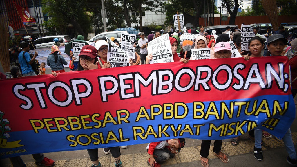 Kemendagri Targetkan Pemprov DKI Tetapkan APBD Sebelum Akhir Tahun Kemendagri Targetkan Pemprov DKI Tetapkan APBD Sebelum Akhir Tahun