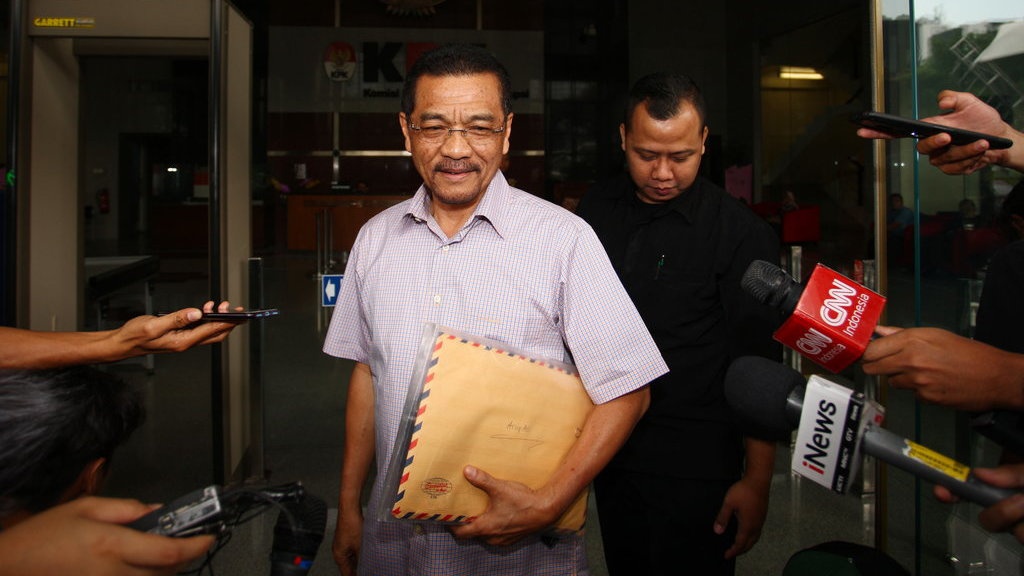 KPK Periksa Eks Mendagri Gamawan Fauzi terkait Kasus E-KTP KPK Periksa Eks Mendagri Gamawan Fauzi terkait Kasus E-KTP