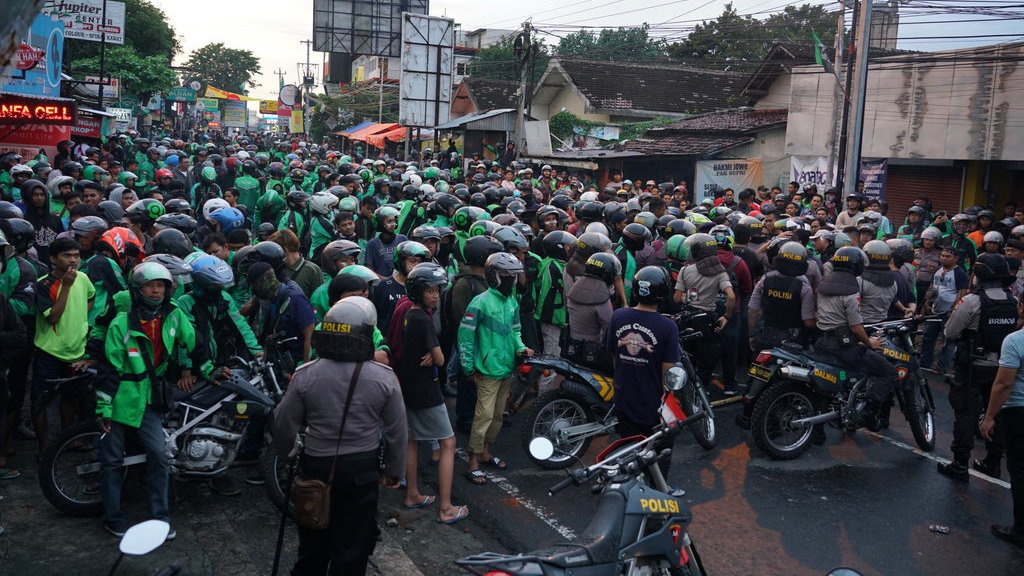 Bentrok dengan Debt Collector, 3 Ojol di Yogyakarta Luka Tembak Bentrok dengan Debt Collector, 3 Ojol di Yogyakarta Luka Tembak