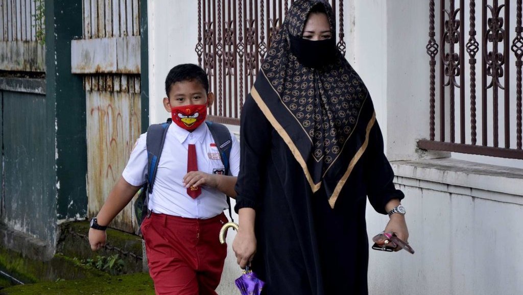 Ketahui Protokol Kesehatan Penanganan Corona COVID-19 Ketahui Protokol Kesehatan Penanganan Corona COVID-19