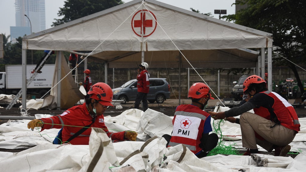 PMI DIY akan Salurkan Bantuan APD & Masker ke 12 RS Rujukan Corona PMI DIY akan Salurkan Bantuan APD & Masker ke 12 RS Rujukan Corona