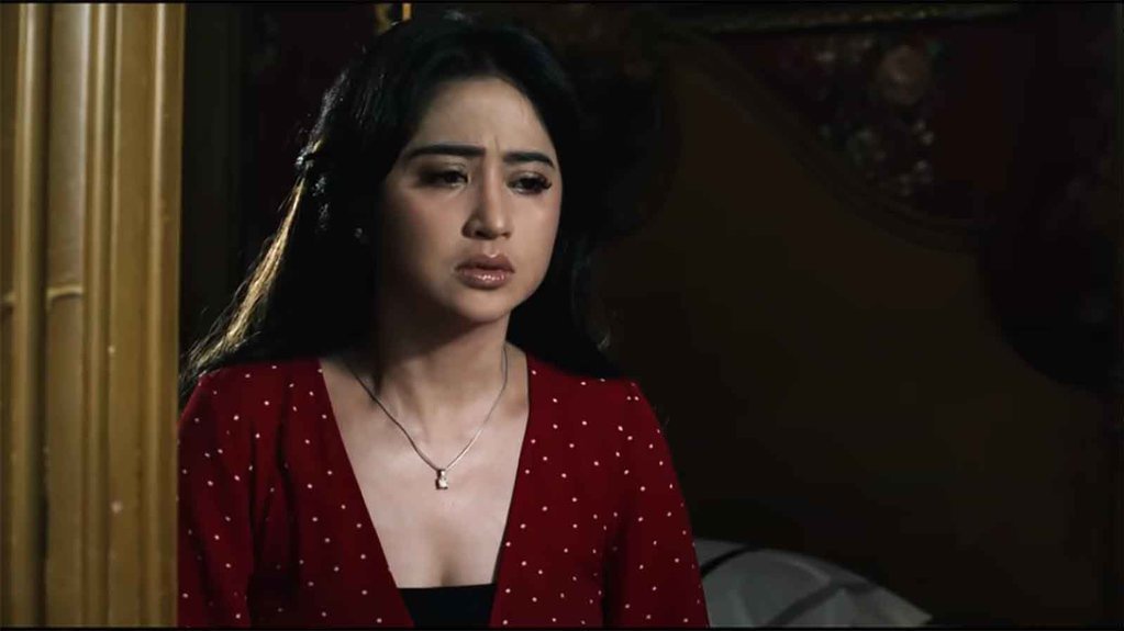 Lirik Lagu Pokemon dari Dewi Perssik yang Viral di TikTok Lirik Lagu Pokemon dari Dewi Perssik yang Viral di TikTok