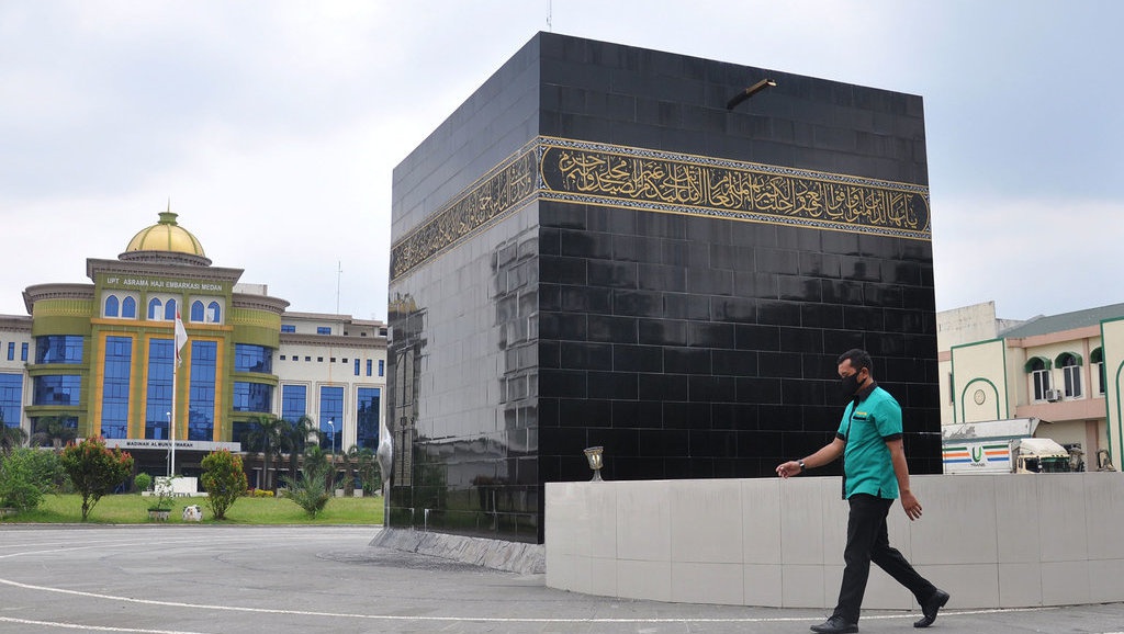 Din Syamsuddin Minta Pemerintah Kembalikan Bunga Setoran Haji Din Syamsuddin Minta Pemerintah Kembalikan Bunga Setoran Haji