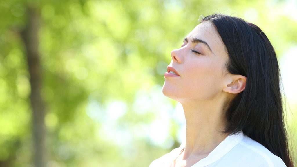 Mengenal Box Breathing: Teknik dan Manfaatnya Bagi Kesehatan Mengenal Box Breathing: Teknik dan Manfaatnya Bagi Kesehatan
