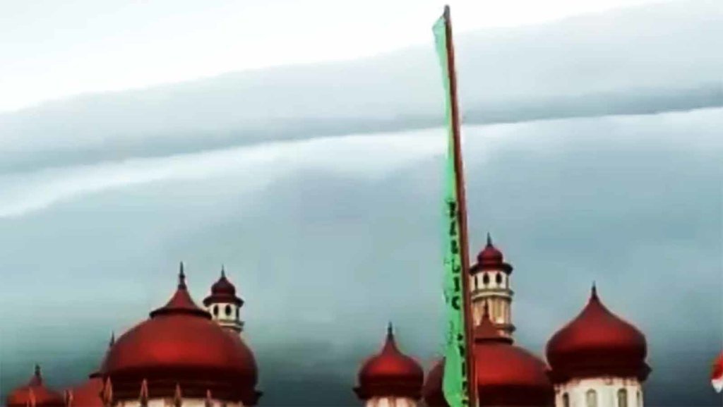 Apa Itu Awan Arcus yang Terjadi di Meulaboh Aceh? Apa Itu Awan Arcus yang Terjadi di Meulaboh Aceh?