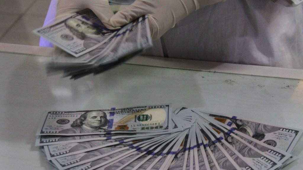 Nilai Rupiah Dibuka Melemah ke Rp17.381 Pagi Ini Nilai Rupiah Dibuka Melemah ke Rp17.381 Pagi Ini