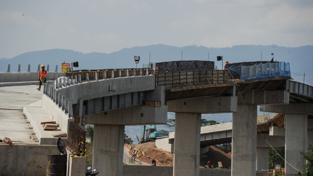 Uji Coba Pengangkut Rel Kereta Cepat Jakarta-Bandung Senin Besok Uji Coba Pengangkut Rel Kereta Cepat Jakarta-Bandung Senin Besok