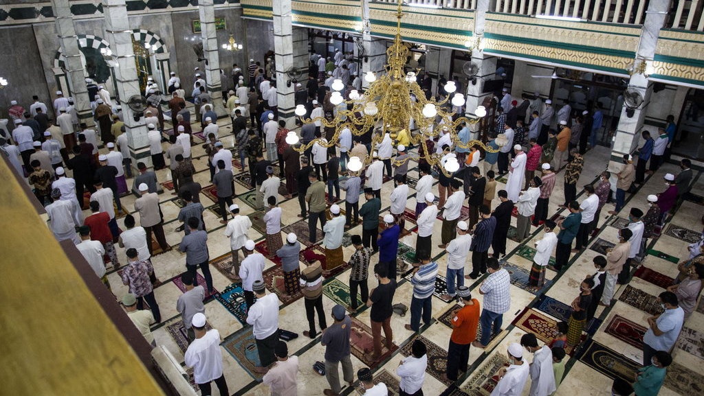 Pemprov DKI Jakarta Larang Masjid di Zona Merah Gelar Jumatan Pemprov DKI Jakarta Larang Masjid di Zona Merah Gelar Jumatan