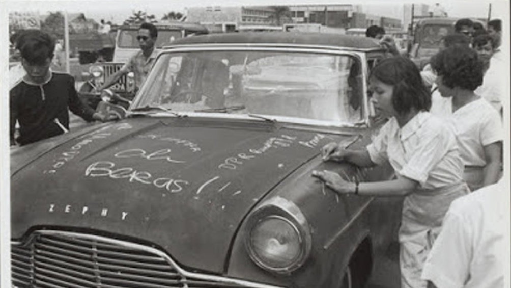 Ekonomi 1960-an: Hiperinflasi & Stagnasi di Tengah Gejolak Politik Ekonomi 1960-an: Hiperinflasi & Stagnasi di Tengah Gejolak Politik