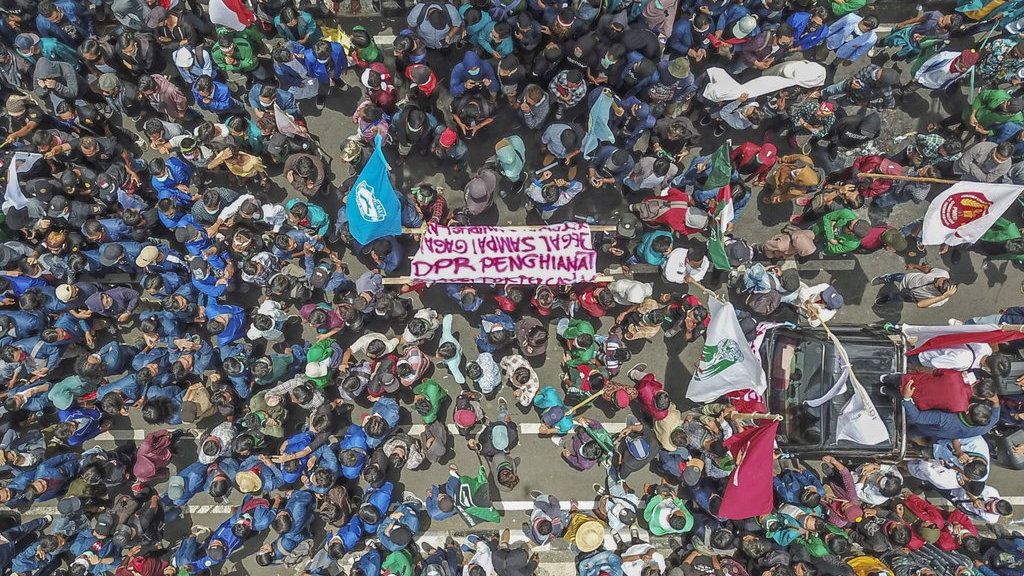 Sekjen DPR: Revisi Draf Omnibus Maksimal 30 Hari Usai Disahkan Sekjen DPR: Revisi Draf Omnibus Maksimal 30 Hari Usai Disahkan