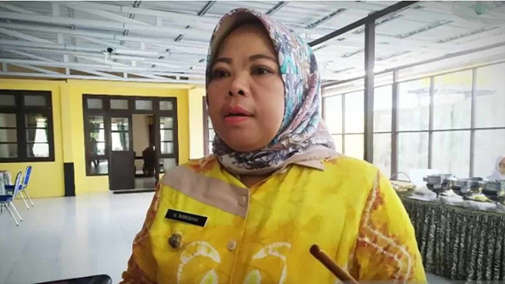 Bupati Kobar Nurhidayah dan Dua Putranya Positif COVID-19 Bupati Kobar Nurhidayah dan Dua Putranya Positif COVID-19