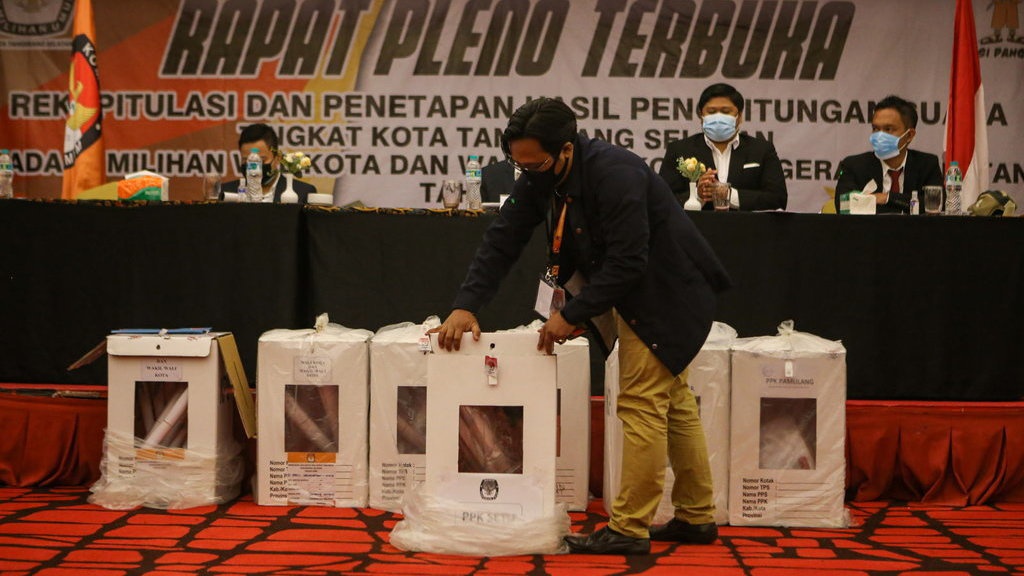 Pemenang Pilkada Tangsel, Medan, Surabaya dan Depok: Golput Pemenang Pilkada Tangsel, Medan, Surabaya dan Depok: Golput