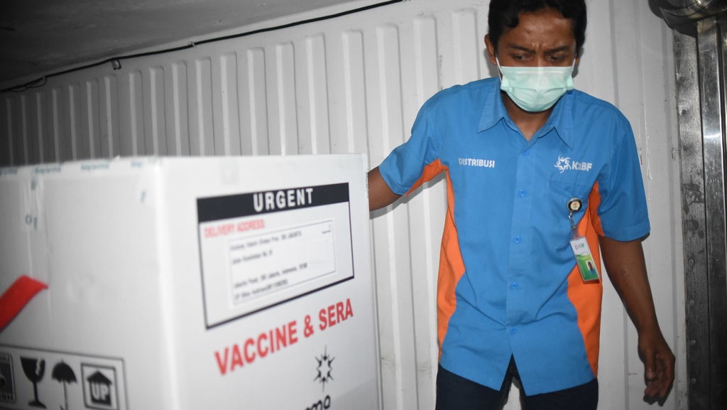 BPOM Tunggu Hasil Uji Fase 3 di Bandung untuk Keluarkan Izin Vaksin BPOM Tunggu Hasil Uji Fase 3 di Bandung untuk Keluarkan Izin Vaksin