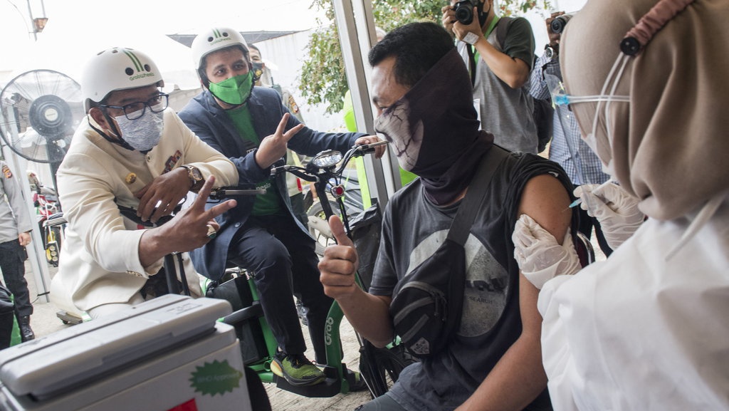 RSUD Mataram Tunda Vaksinasi Massal karena Tiada Stok Vaksin RSUD Mataram Tunda Vaksinasi Massal karena Tiada Stok Vaksin