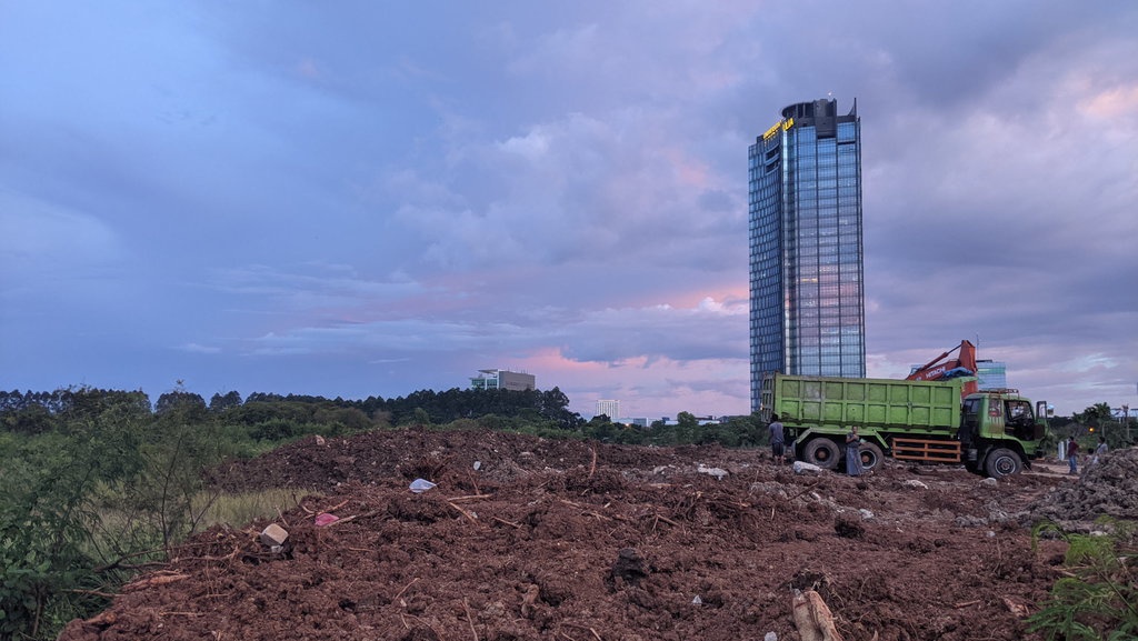 Mimpi Punya Hyde Park ala London di Tangerang Selatan Mimpi Punya Hyde Park ala London di Tangerang Selatan