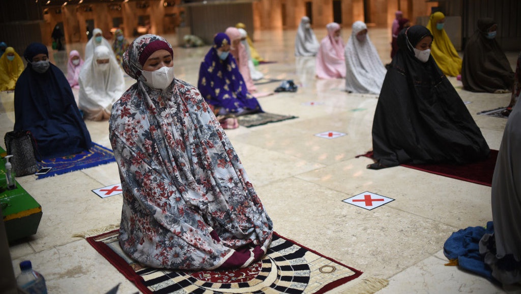 Bacaan Doa Tahiyat Akhir dan Awal dalam Sholat Fardhu Bacaan Doa Tahiyat Akhir dan Awal dalam Sholat Fardhu