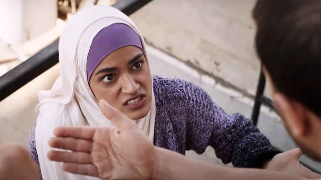 Sinopsis Film Sand Storm: Perempuan di Tengah Budaya Patriarki Sinopsis Film Sand Storm: Perempuan di Tengah Budaya Patriarki