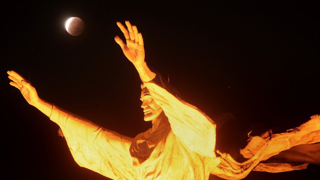 BMKG: Super Blood Moon Berpotensi Picu Banjir Rob 26-31 Mei 2021 BMKG: Super Blood Moon Berpotensi Picu Banjir Rob 26-31 Mei 2021