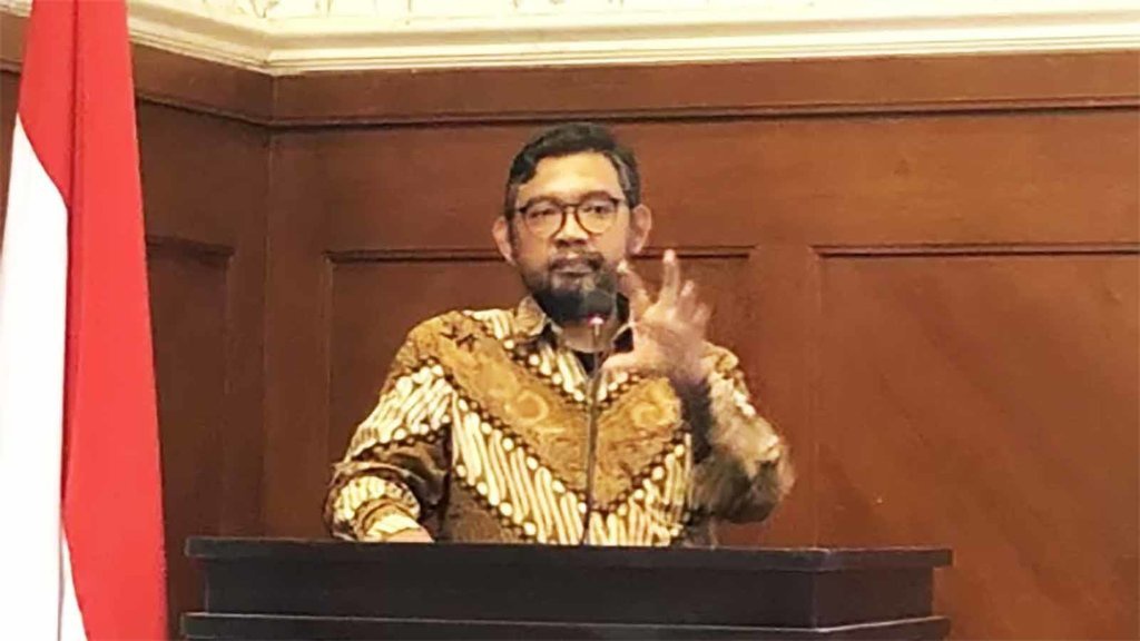 Giri, Sang Direktur KPK, Pengajar Wawasan Kebangsaan yang Dipecat Giri, Sang Direktur KPK, Pengajar Wawasan Kebangsaan yang Dipecat