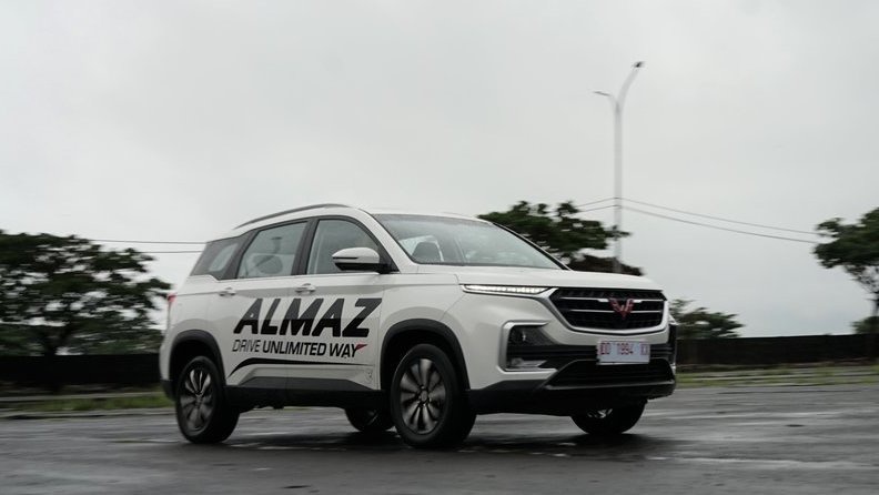 Wuling Umumkan Harga OTR Almaz RS & Cortez CT dengan Subsidi PPnBM Wuling Umumkan Harga OTR Almaz RS & Cortez CT dengan Subsidi PPnBM