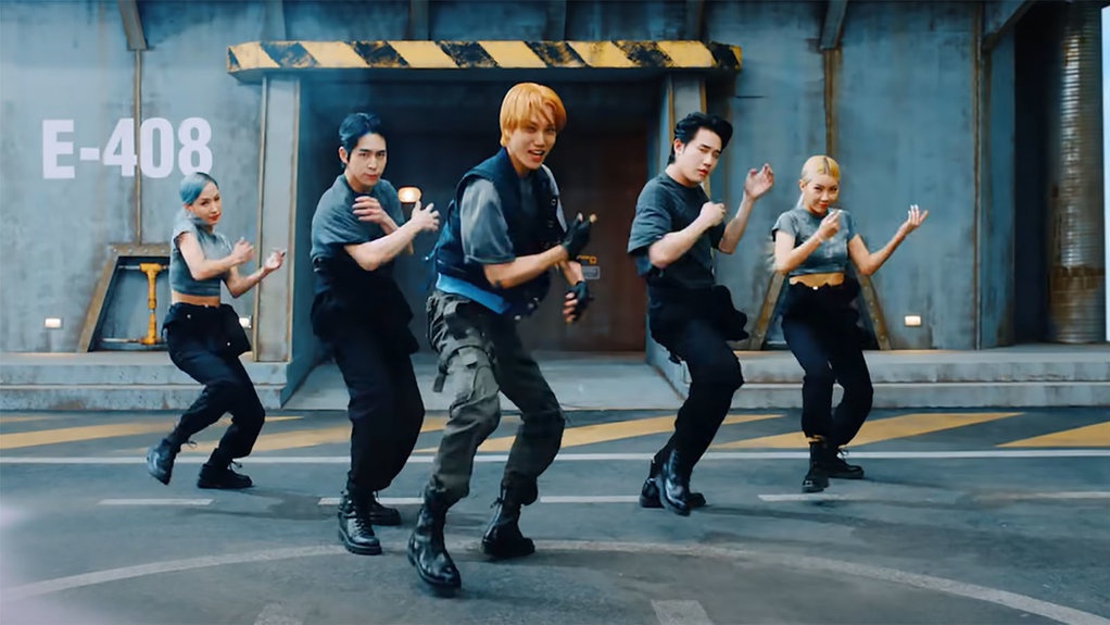 Lirik Lagu EXO Lirik Lagu EXO