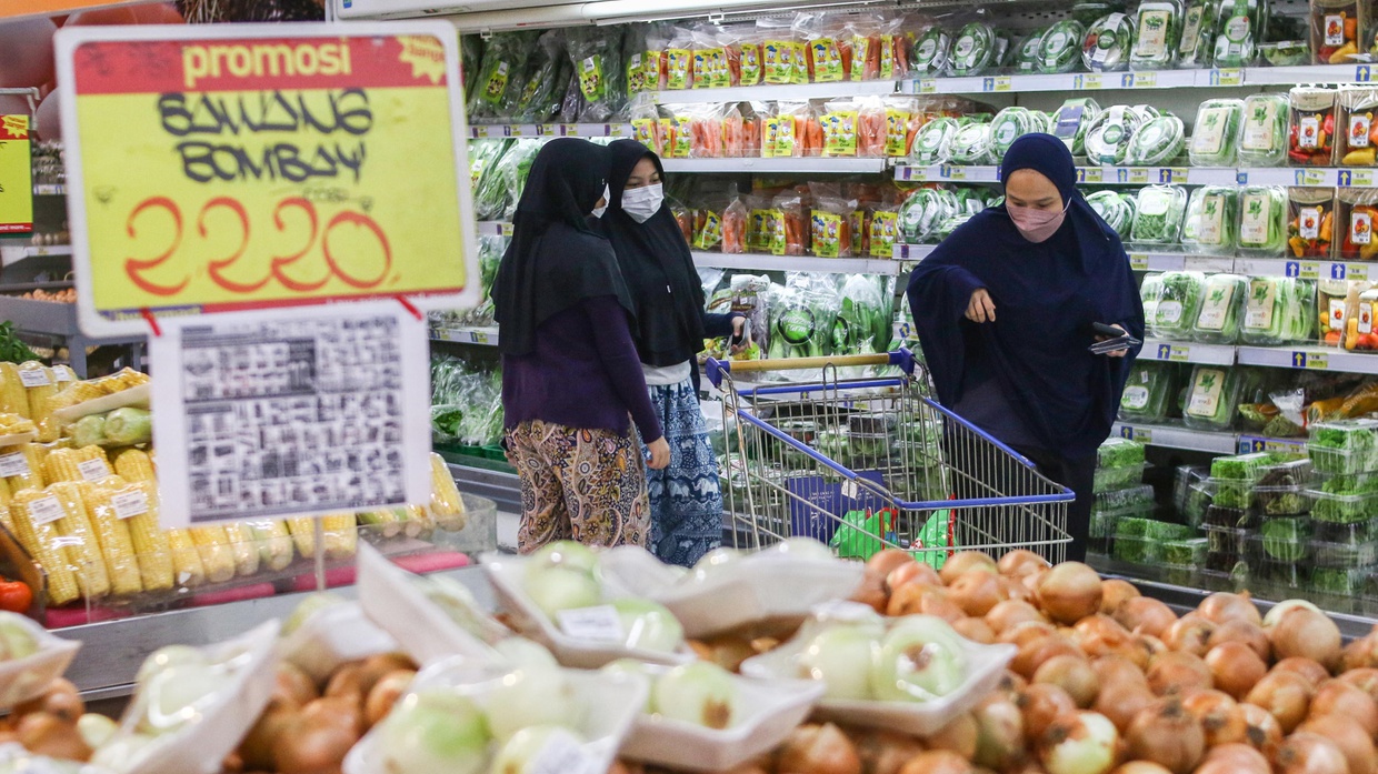 Aturan Perpanjangan PPKM: Swalayan & Pasar Rakyat Buka hingga 21.00 Aturan Perpanjangan PPKM: Swalayan & Pasar Rakyat Buka hingga 21.00