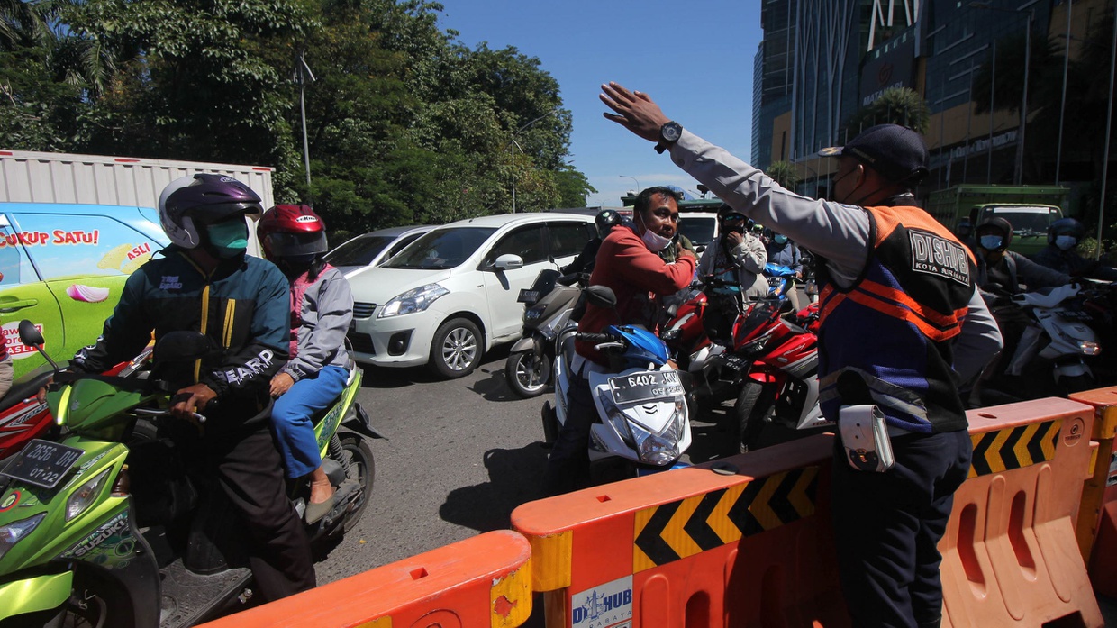 Aturan PPKM Darurat Penting Dijalankan agar Penularan COVID Turun Aturan PPKM Darurat Penting Dijalankan agar Penularan COVID Turun