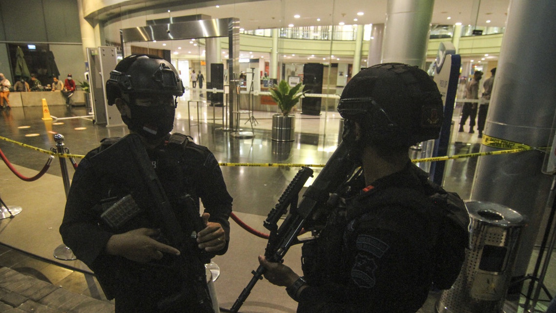 1 Korban Peristiwa Atap Margo City Ambruk Meninggal di RSUI 1 Korban Peristiwa Atap Margo City Ambruk Meninggal di RSUI