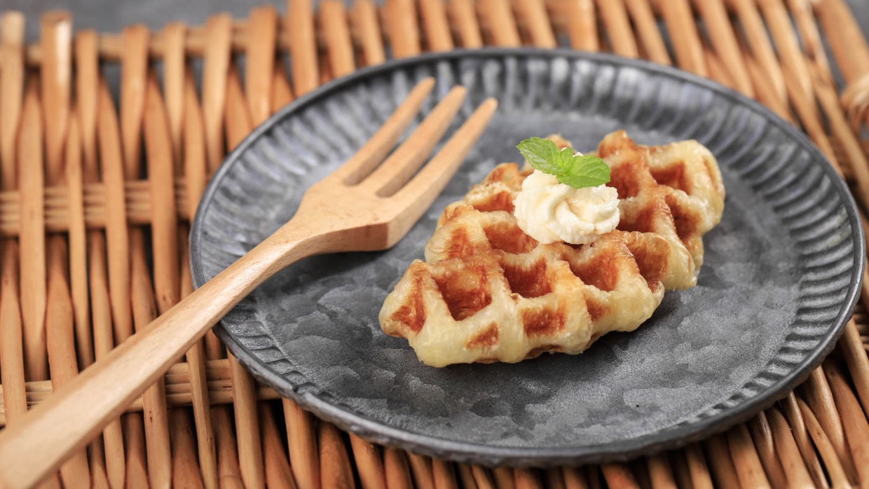 Resep Membuat Croffle yang Diciptakan oleh Louise Lennox Resep Membuat Croffle yang Diciptakan oleh Louise Lennox