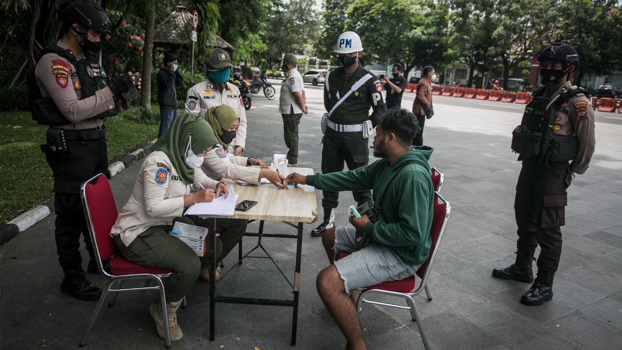 Kasus Omicron RI Terus Bertambah, Masyarakat Perlu Batasi Mobilitas Kasus Omicron RI Terus Bertambah, Masyarakat Perlu Batasi Mobilitas